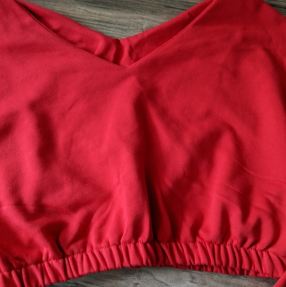 Red Cropped Sweatshirt Top - Picture 5 of 7